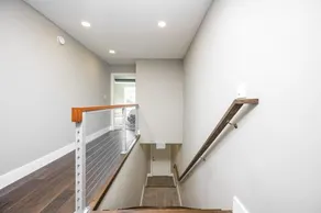 Luxury 2BR 2 BA Condo -w Free Parking & WiFi - Downtown Fort Wayne - Image 3