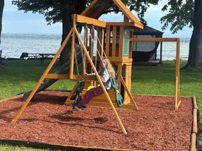 Lancaster Waterfront Retreat - Image 3