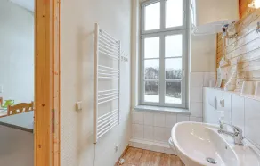 2 Bedroom Amazing Apartment In Krakow Am See - Image 2