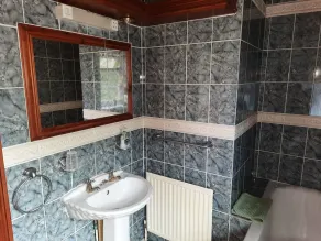 Winterton Hall Sleeps 2 w Parking - Pet Friendly - Image 3