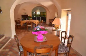 Sommerhus klassificeret 4 stjerner, gammel fårfoldig smagfuldt renoveret, opvarmet pool - Image 4