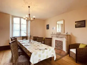 Restauriertes altes Pfarrhaus mit Garten und WIFI in La Gonfrière - Image 5