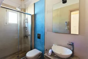 Luxurious Paros Villa | 8 Bedrooms | Villa Horizon Retreat | Private Pool - Image 4