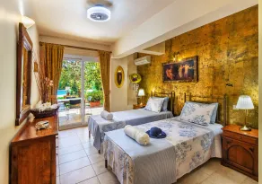 Lefkas Blue Three-Bedroom Suite   near to the town and close to the beach. - Image 4