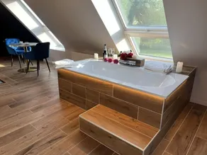 Ferienhaus-Romantik-Ensuite-Poolblick - Image 4