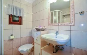 Lovely Home In Gradac With Wifi - Image 3