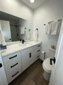 Luxury 2/2 condo faces Beaver Creek and is steps from Gondola - Image 5