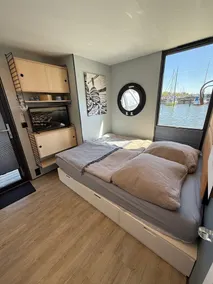 Houseboat Fjord anchorage with bio-sauna and roof terrace in Schleswig - Image 5