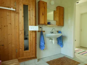 Casa moderna perto da praia com um jardim, jardim de inverno, sauna, lareira - Image 2