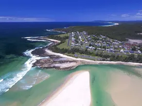 Stunning Views at Dolphin Point - Image 4
