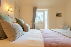 The Little Stable - Cosy 1 Bed Cottage in Burford - Image 4