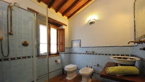 Villa con piscina privada, jardín y sauna - Image 3
