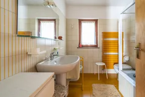 GuestHost - Visogliano Roomy Apt w Terrace near the Station - Image 2