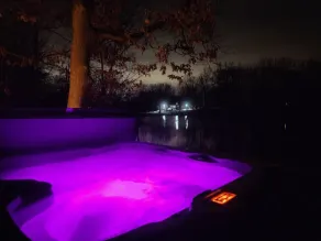 Turkey Trot At Heron Hill Retreat Hot Tub On Lake! - Image 5