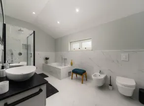 Villa in Serene Location - Image 3