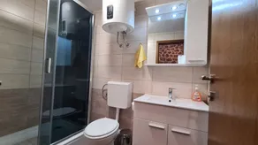 House Ante - Image 4