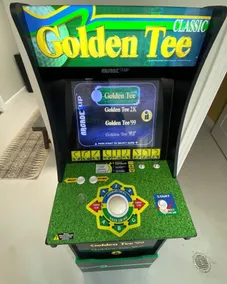 Bourbon Trail Pool & Hot-Tub FUN-ZONE! Game Room! Pool Table! Golden Tee! Ping Pong! Luxurious and Spacious Master Bedroom! Pets Allowed for Fee! - Image 2