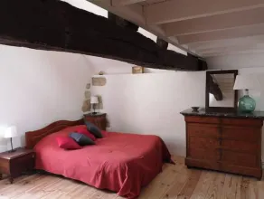 An authentic Percheron house: fireplace, beams, terracotta floor tiles, a large park - Image 5