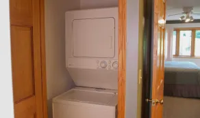 Roomy Beautiful Golf/Ski Condo - Image 2