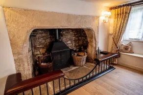 A picturesque 15th century three storey stone cottage fully equipped & furnished - Image 2