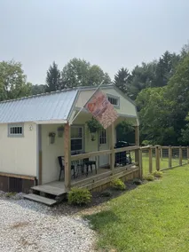 Barn Owl Villa North, Cozy , dog friendly, fenced yard - Image 4