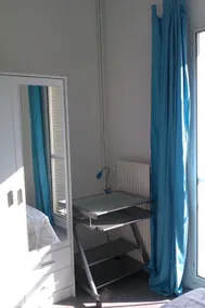 På 100 meter fra stranden, NICE, 2 soveværelser, internet, parkering - Image 4