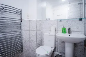 The Crows Nest - 1 Bed Apartment - Swansea Marina - Image 3
