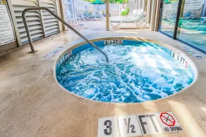 Player's Club - 1BR/1BA - Great Location and Pools! - Image 3