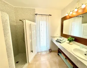 Beautiful Villa With Sea Views - Image 2