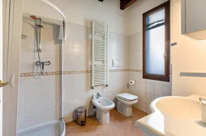 2 bedrooms appartement with furnished garden and wifi at Verona - Image 2