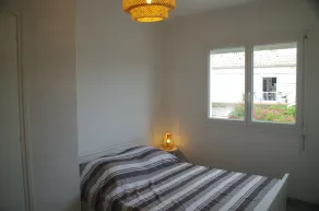 Superbe appartement avec vue sur le port et plage - Image 4