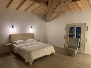 Exceptional building on 1 ha of private land - Image 4