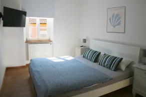 Former inn \"Zur Höll\" - guest room and 3 apartments in Marktbreit - Image 4