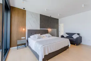Agradable villa con barbacoa, jardín y piscina privada | Vistas a la piscina | Al lado de la playa | Adaptada para teletrabajar - Image 5