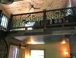 Secluded treehouse with indoor fireplace - Image 2