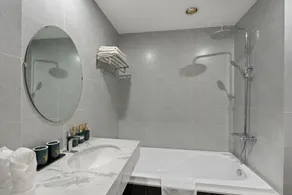 22housing Residence Suites - Image 5