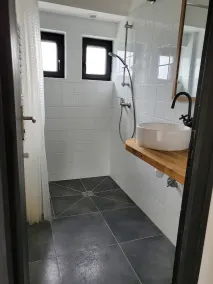 Vacation home 900m from the beach - Image 2