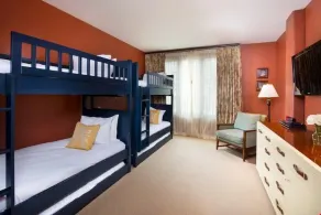 Luxury Suite for 8 | Roof Top Pool & Hot Tubs! - Image 4
