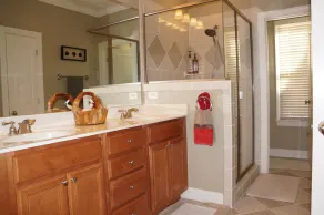 Lake Gaston 6BR 4BA 4500 SF main lake views in calm cove High Speed internet! - Image 4