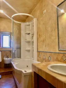 LARGE apartment 9 people, 200 meter to sea - Image 5