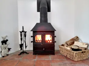 Beautiful and Quiet Rural hideaway for two near Ludlow with stunning views - Image 2