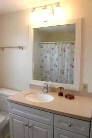 Courte distance de marche de la plage de Clean, Beautiful 3BR / 2BA Home! - Image 2