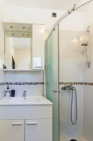 Family friendly house with a swimming pool Cove Koramaslinova - Koromaslinova, Brac - 15479 - Image 2
