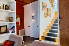 Magnificent Lakefront House • Swim/Boat/Relax • EV Charger • Long term stays OK - Image 2