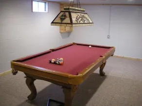 Cabine au bord du lac 3BR / 2BA, vues magnifiques sur la baie, quai, salle de jeux, foyer - Image 2
