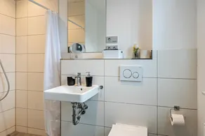 Moderno apartamento vacacional \"Schmuckstück\" con vistas a la montaña - Image 4