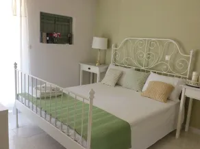 Grazioso appartamento con 2 camere da letto, al piano terra, circondato da un giardino di frutta, Cefalonia! - Image 2
