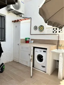 Albir lägenhet i hus med gemensam pool, med trädgården - Image 2