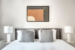 Ideal Brooklyn Heights 2BR w/ Elevator & W/D, nr Promenade, by Blueground - Image 5