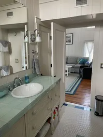Private historical completely renovated cottage with  60 ft dock on Sarasota Bay - Image 4